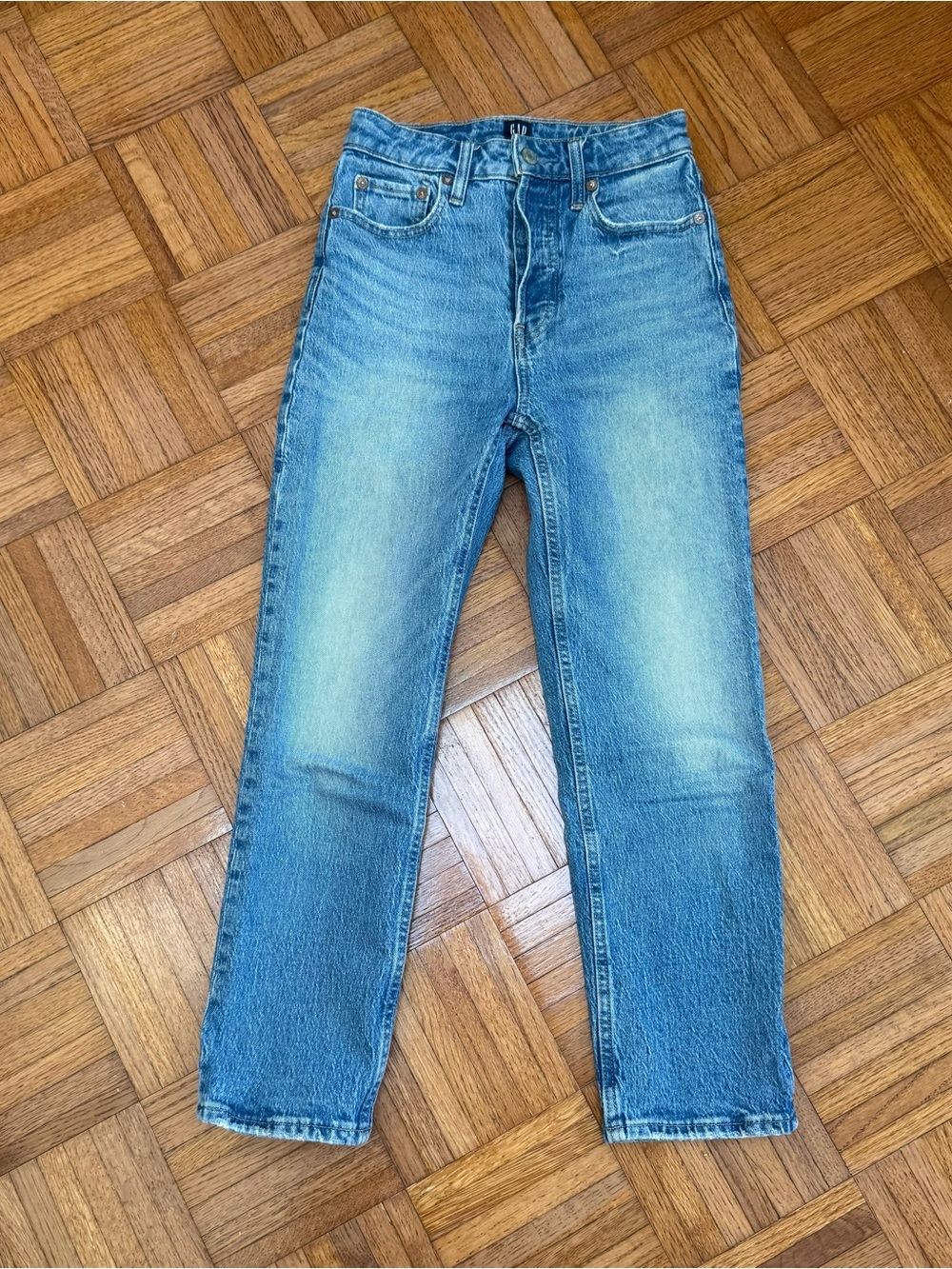 GAP Curvy Cheeky Straight Jeans